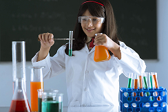 Students in co-curricular club